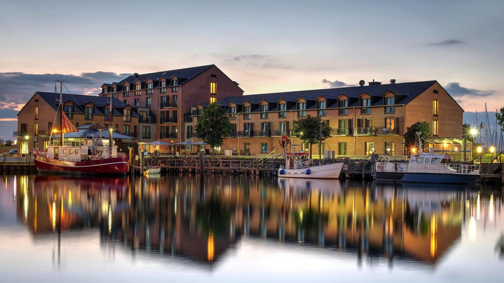 Hafenhotel Meereszeiten 4* Heiligenhafen